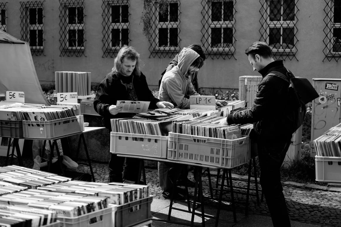 Vinyl hunters